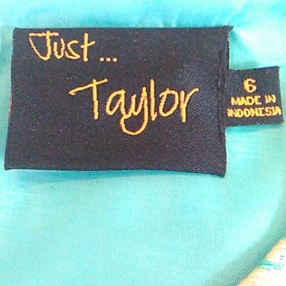 Just...Taylor Textured Cotton Dress - Picture 11 of 15